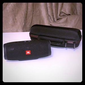 JBL charge 3 speaker Bluetooth.